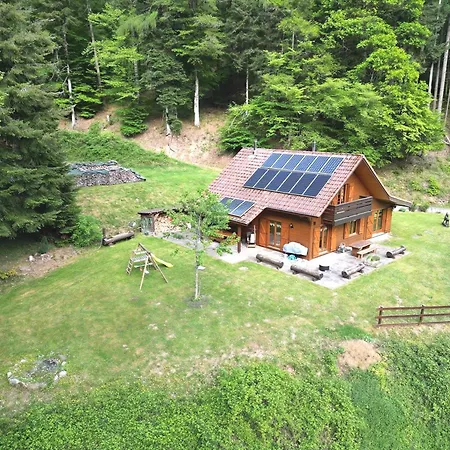 Le Domaine Du Cerf Isolé Pleine Nature 7 à 10 Pers Chalet